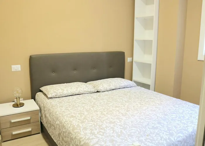 Portello Double Rooms Flat - 3 People
